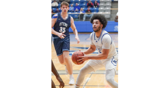 MCC Men race past Rattlers 100-85