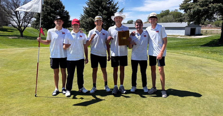 McCook Golf Team Wins Southwest Conference Invite