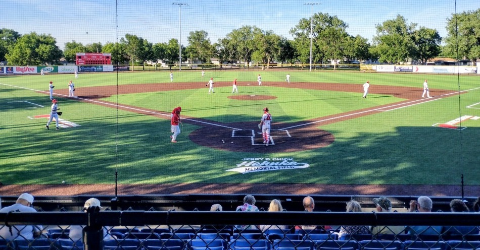 Grand Island Home Federal Defeats Kearney, 11-0 